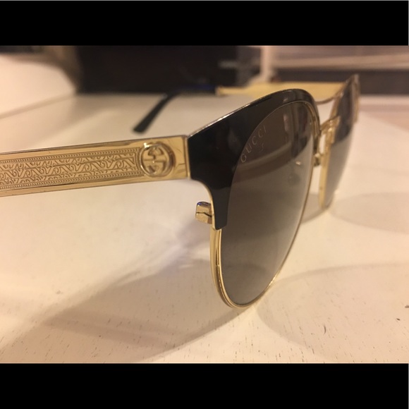 Gucci Sunglasses - Picture 1 of 3